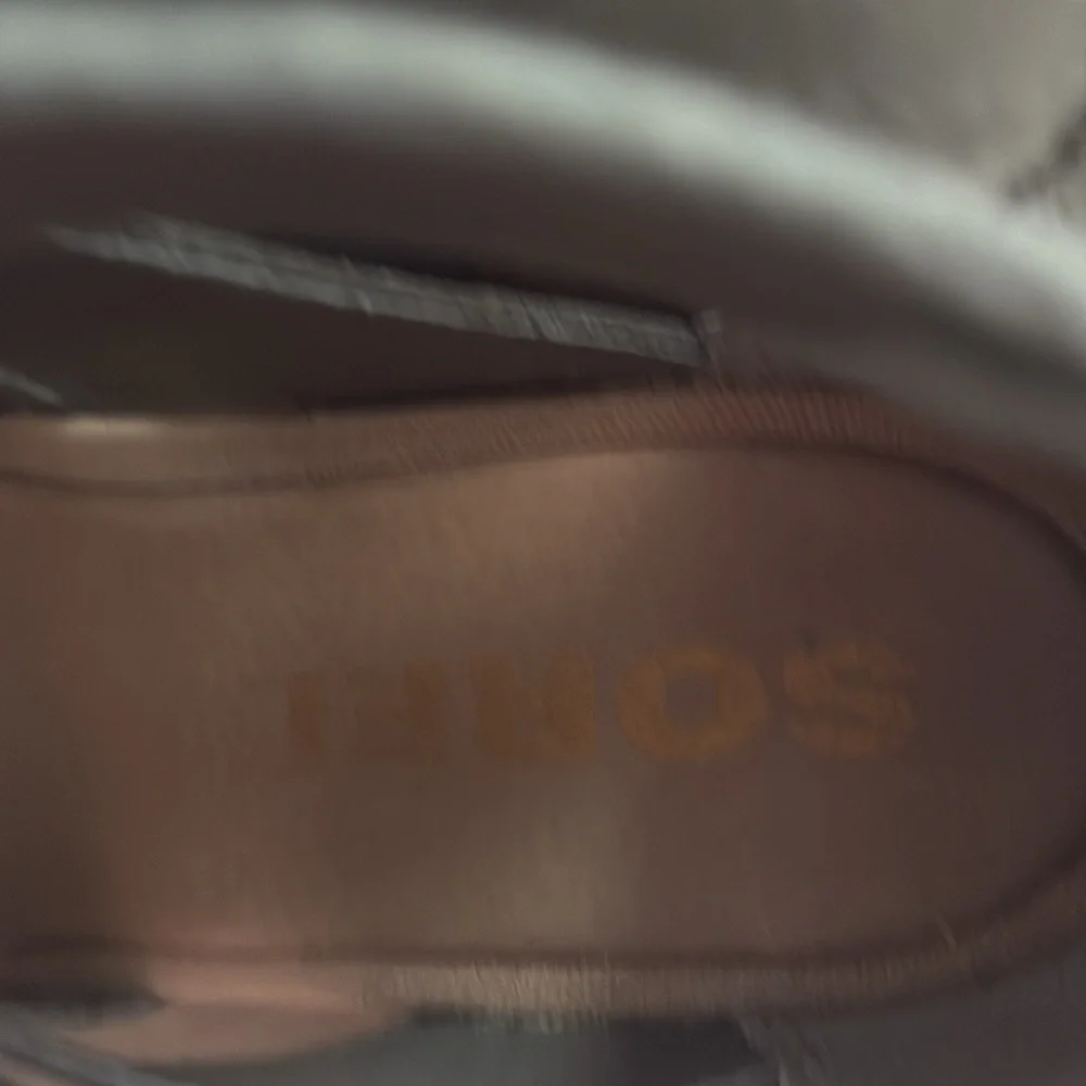 Sandals - Picture 4 of 5